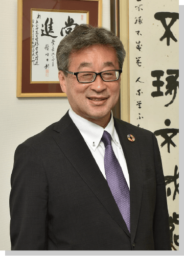 校長 大場 一人